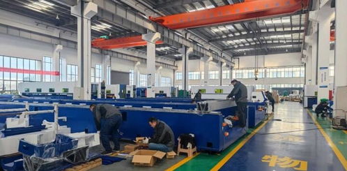 機械轟鳴 焊花飛濺 宿遷激光企業馬力全開搶抓市場機遇